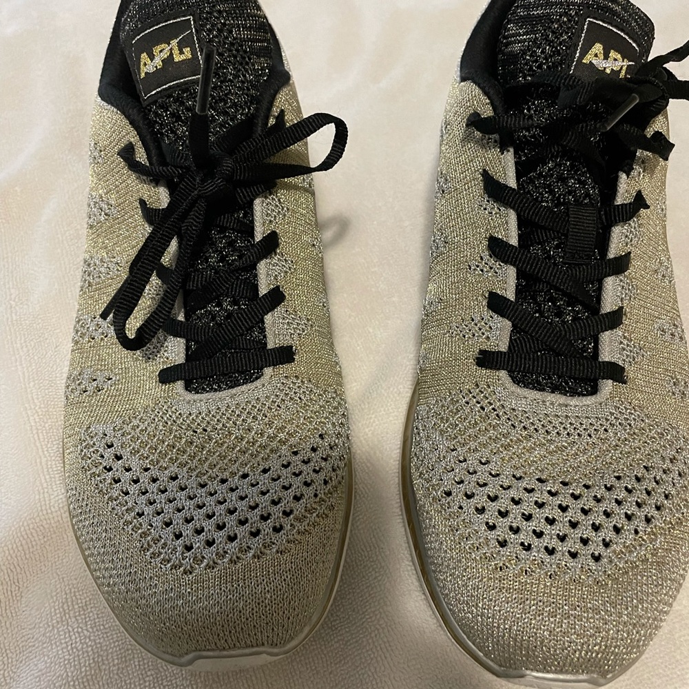 APL Techloom Pro Sneaker Metallic Silver Gold Knit